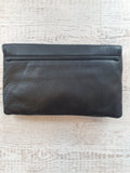Lederclutch von BCBG Maxazria